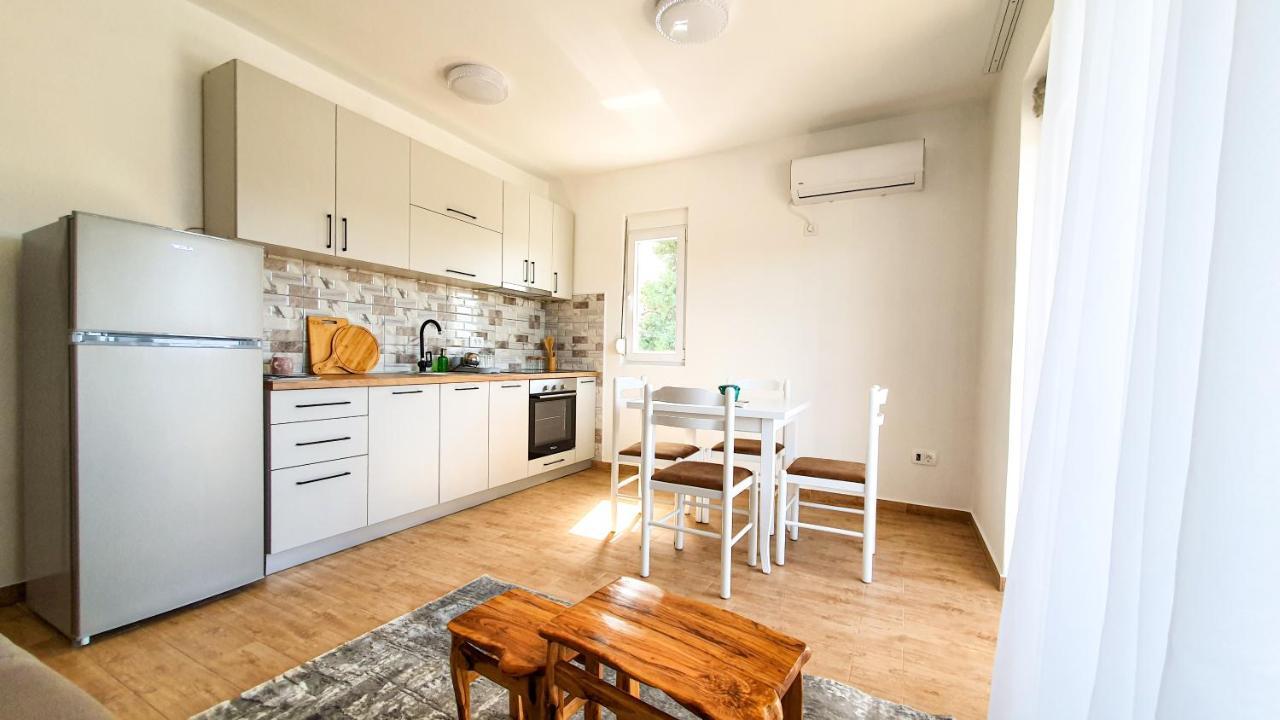 Olav Holiday Apartments Bar Kültér fotó