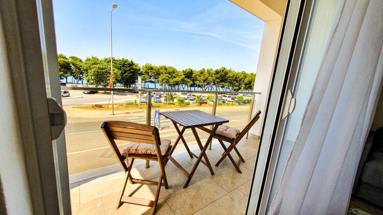Olav Holiday Apartments Bar Kültér fotó