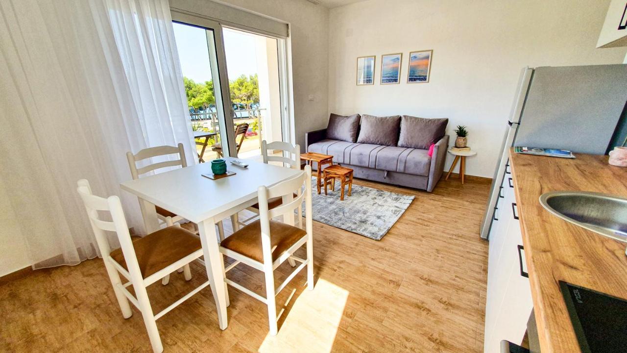 Olav Holiday Apartments Bar Kültér fotó